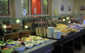 Hotel Mercure Forsan Island  4*